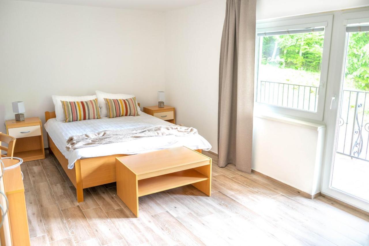 Zelena Oaza Bed & Breakfast Zgornja Kungota Exterior photo